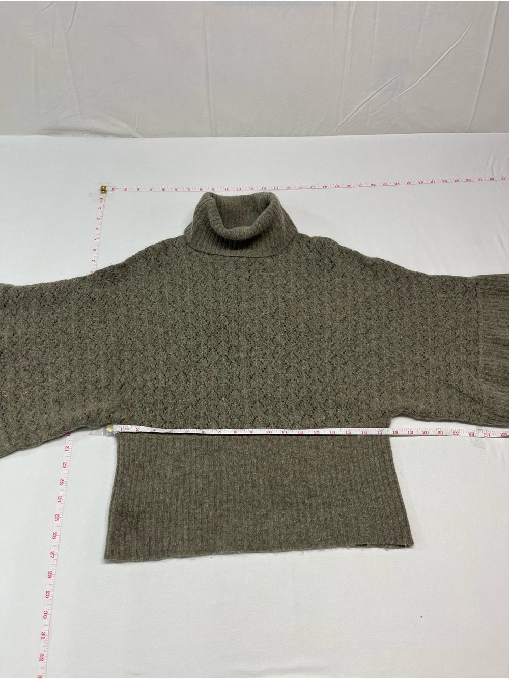 Womans Cozy grey Olive light Knit Turtleneck Poncho Sweater 71%wool work 1403 - Picture 3 of 3